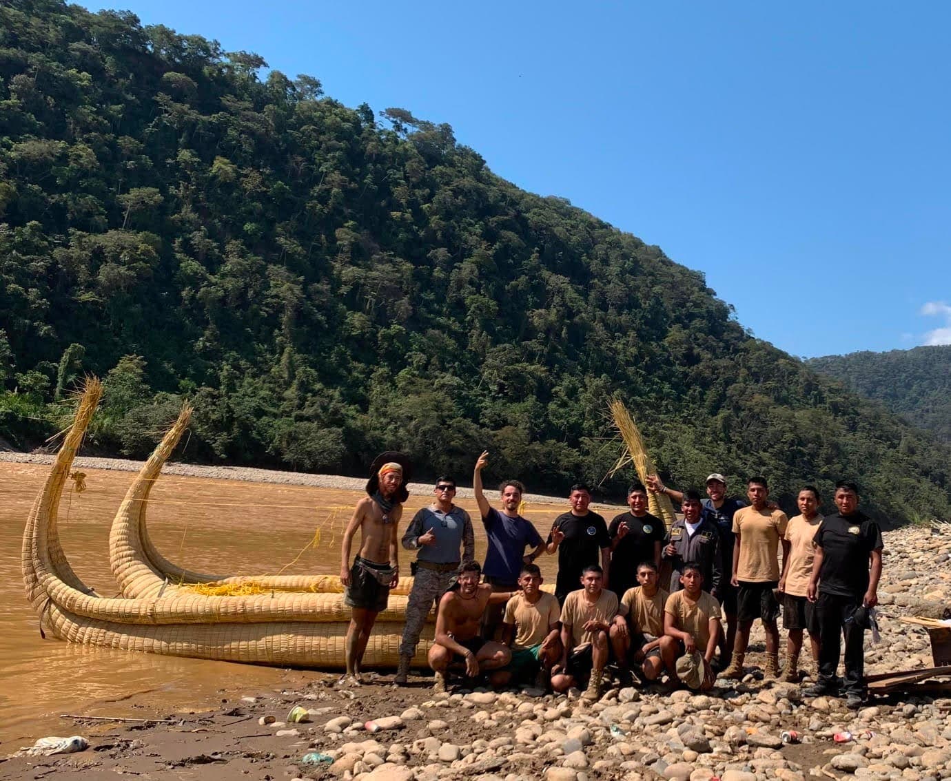 ¡Las balsas tocan por primera vez un Río del Amazonas!
